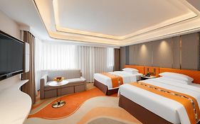Hotel Beverly Plaza